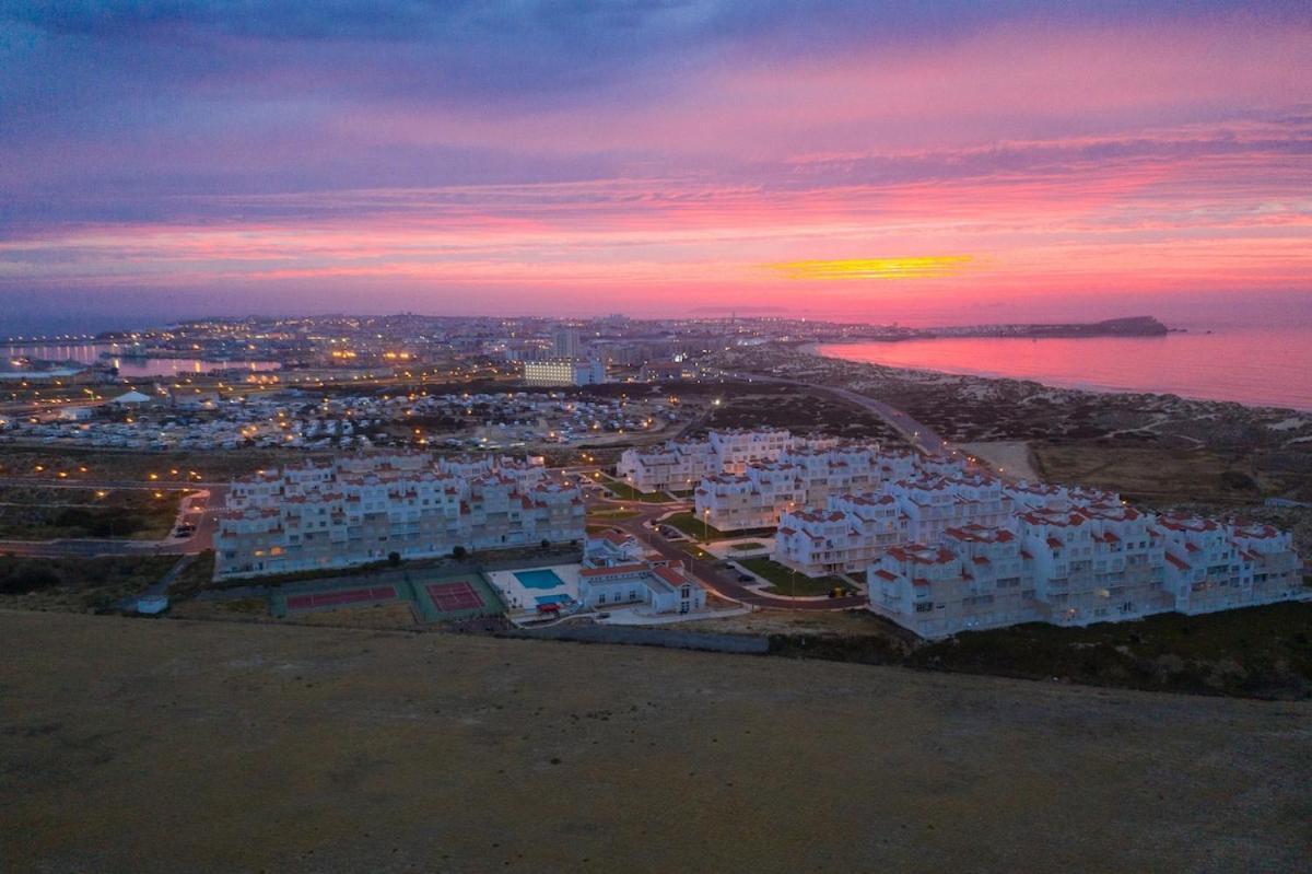 Best Houses 36 - Baleal Surf Village Peniche Bagian luar foto